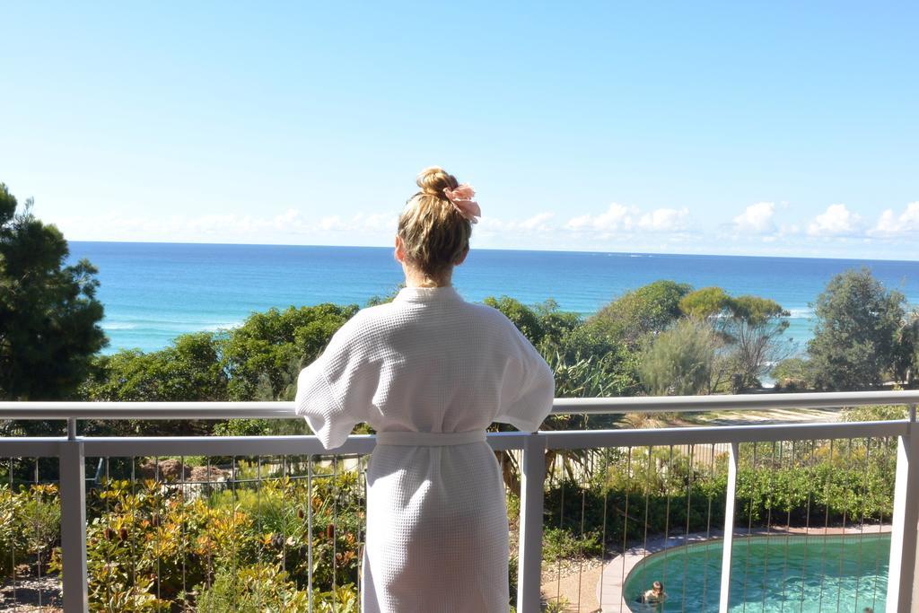 Stradbroke Island Beach Hotel 波因特卢考特 客房 照片