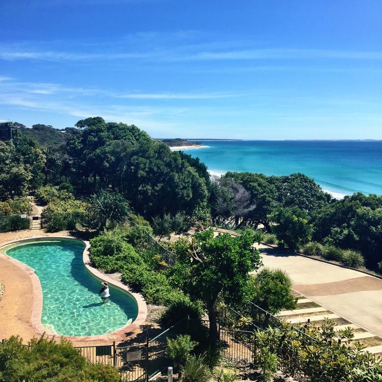 Stradbroke Island Beach Hotel 波因特卢考特 客房 照片